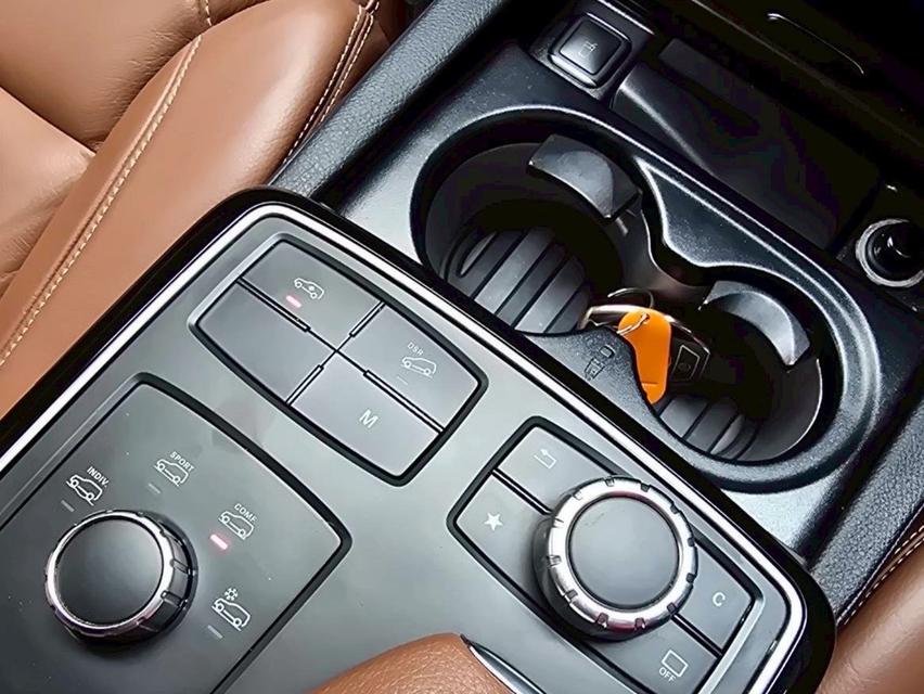 รหัสรถ WMT247 BENZ GLE 500e 4MATIC Exclusive ปี 2017 รูปที่ 11