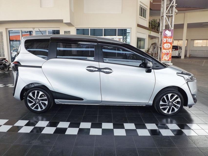 TOYOTA SIENTA 1.5V AUTO ปี2019 รหัส KCY3956 5