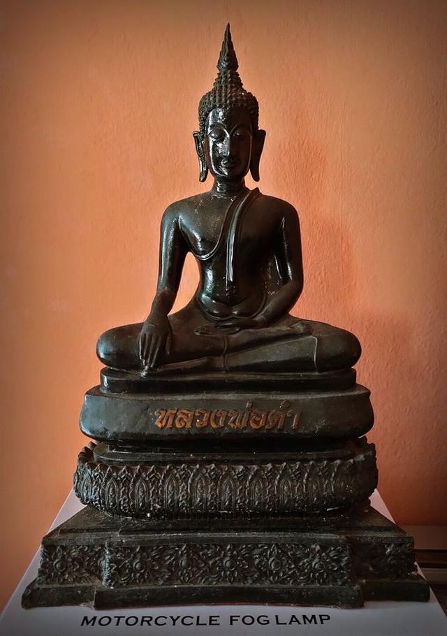 รูป พระบูชาศักดิ์สิทธิ์ หลวงพ่อดำ วัดตะคร้ำเอน. ท่ามะกา กาญจนบุรี รุ่นพูนสุขปี 2545