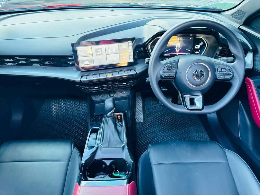 MG 5 ตัว X (รุ่นท็อป ซันรู๊ฟ}AUTO ปี2024 6