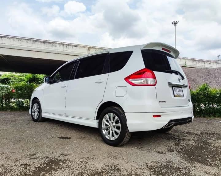 Suzuki Ertiga ปี 2014 4