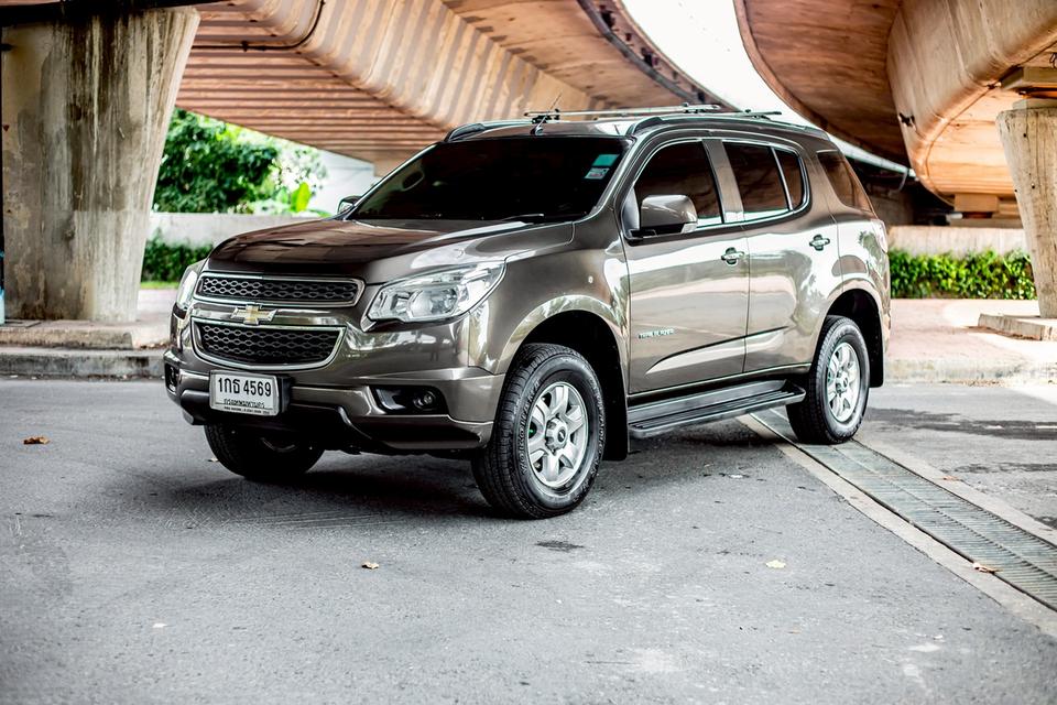 CHEVROLET TRAILBLAZER 2.8 LTZ 4WD ปี 2013 สีน้ำตาล รถครอบครัว 7 ที่นั่ง