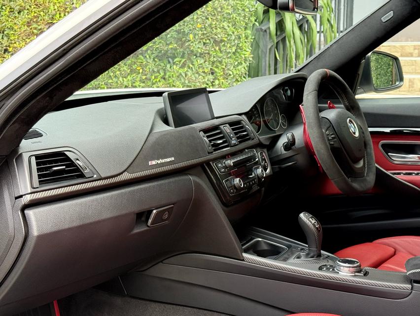 2015 BMW 320D GT MPERFORMANCE รถมือเดียวออกป้ายแดง รถวิ่งน้อย เข้าศูนย์ตามระยะ รถไม่เคยมีอุบัติเหตุครับ 11