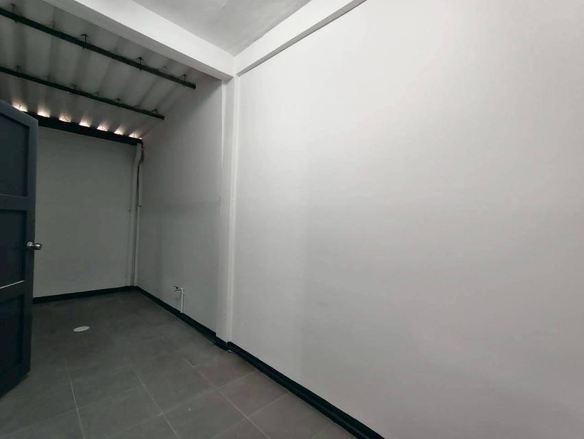 หมู่บ้านกรีนการ์เด้นโฮม คลอง 11 ถนนรังสิต – นครนายก ต.บึงน้ำรักษ์ อ.ธัญบุรี จ.ปทุมธานี 13