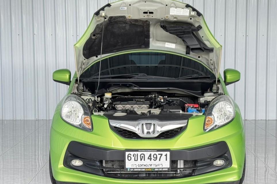 Honda Brio 1.2V เบนซิน เกียร์ออโต้ ปี2012 4