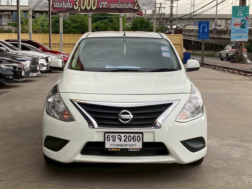 Nissan  10