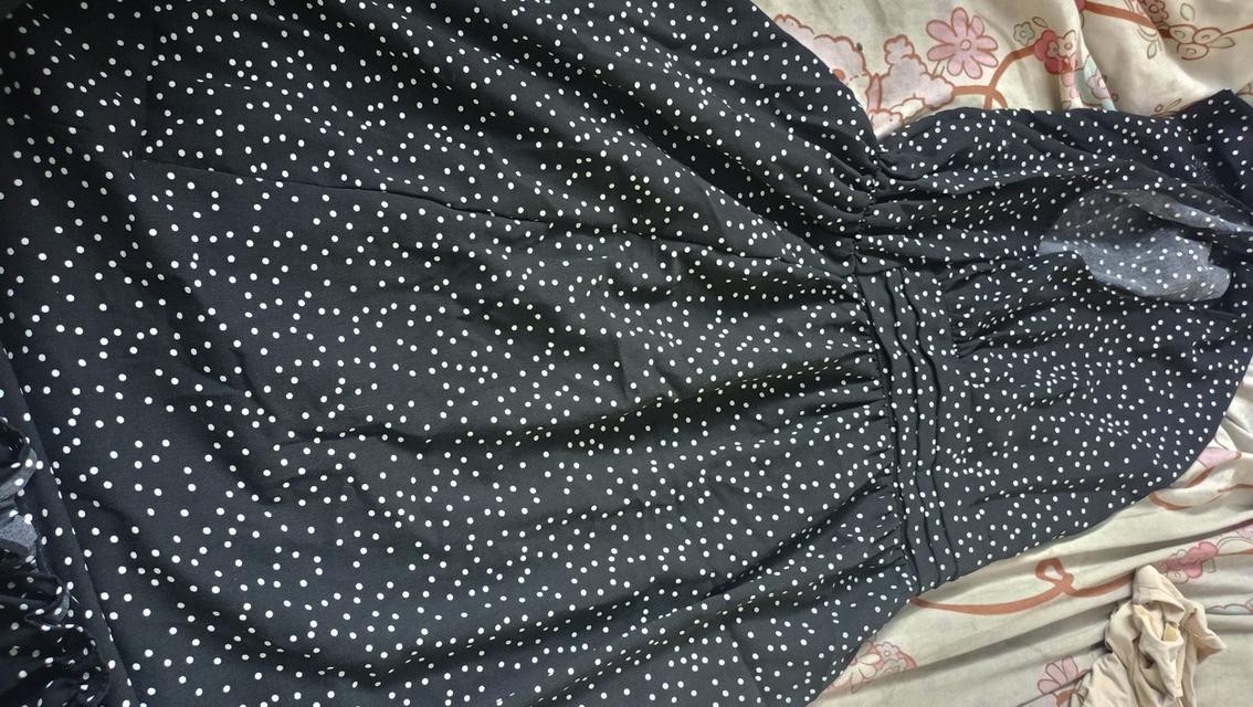 ขายเสื้อผ้าตัวละ20ไม่แพง