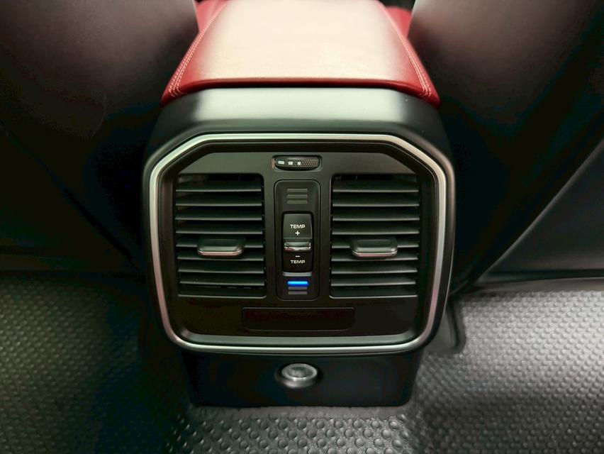 2016 Porsche Macan 2.0 Turbo ( PDK ) รูปที่ 10