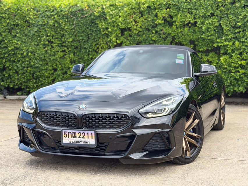 BMW Z4 M40i Roadster (G29) ปี 2021 สีดำ ภายในแดง ปี 2020 จดทะเบียนปี 2021