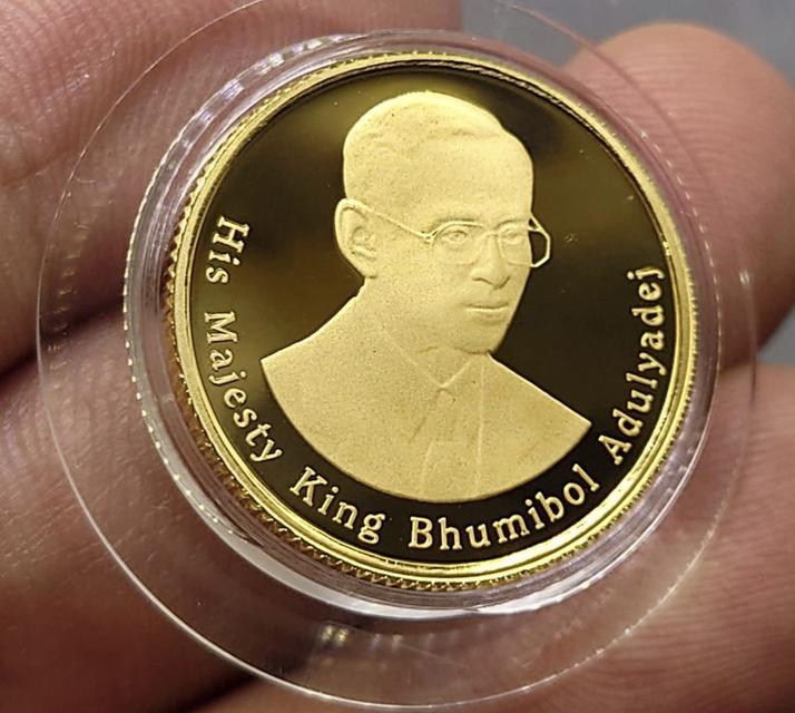 เหรียญทองคำขัดเงา ทอง 99.9 เหรียญ 2000 บาท  1