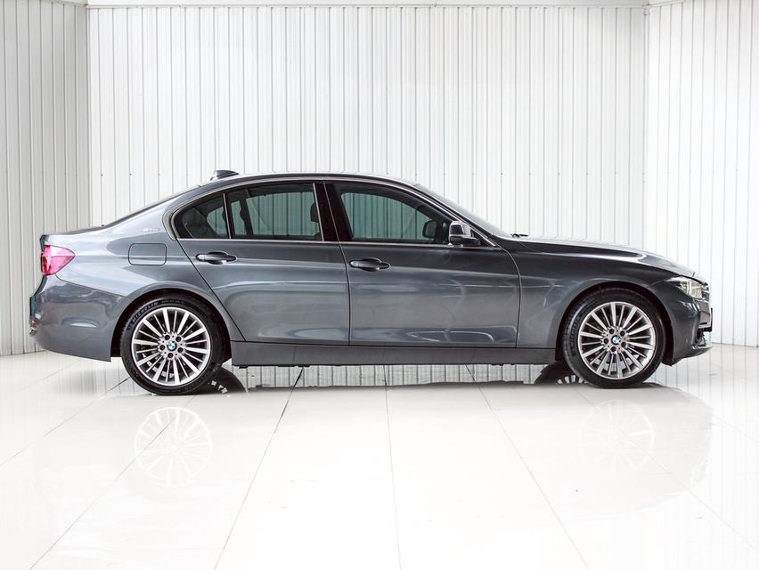 BMW SERIES3, 330e LUXURY (LCI)ปี 2017 โฉม F30 ปี12-20 รูปที่ 8