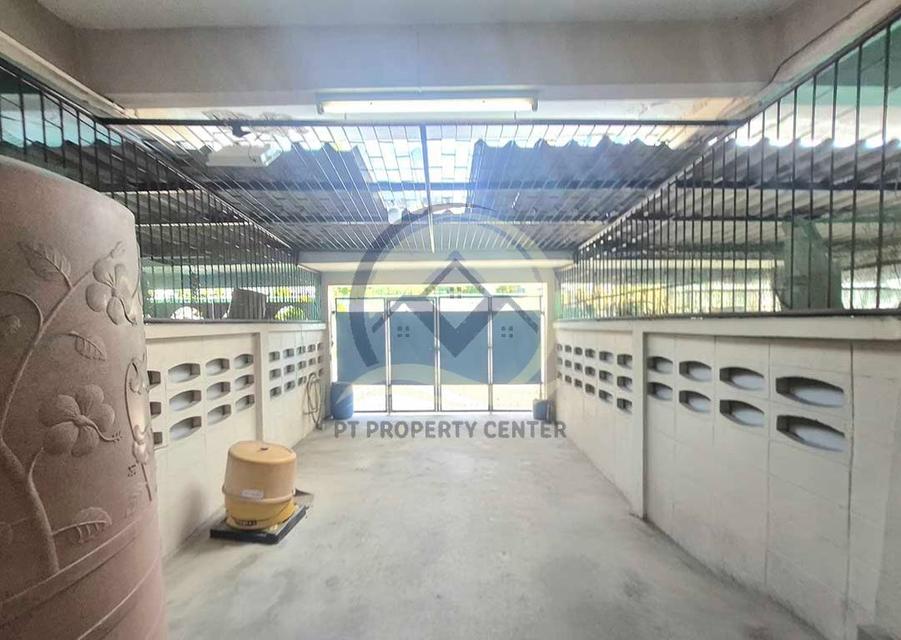 ตึก 4 ชั้น พระราม 3 ซอย 14 ย่านพระราม 3 ต่อเติมจัดเต็ม เฟอร์นิเจอร์ Built-in วิวแม่น้ำเจ้าพระยา ราคาพิเศษสุดๆ หายากในทำเลนี้ ต่อรองได้ 3