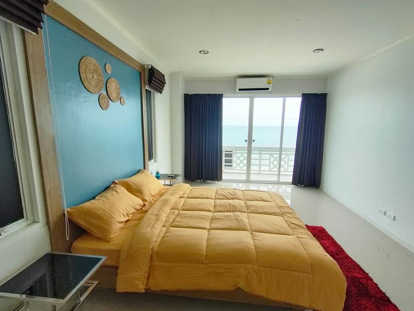 คอนโดติดทะเลเรียบหาดแสงจันทร์จังหวัดระยอง 60 ตรม. 1 ห้องนอน 1 ห้องนั่งเล่น เป็นห้องหัวมุมได้วิวทะเลกว้าง โทร.083-665-3645 6