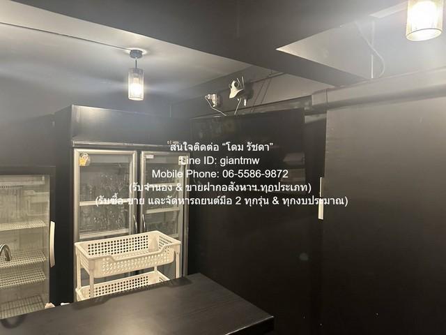 ขายด่วน ๆ อาคาร เซ้งร้านอาหาร (เหล้า) พร้อมอุปกรณ์ ย่านสีลม/ศาลาแดง 1 คูหา (1.5 ชั้น 160 ตร.ม.) ราคา 2.1 ล้านบาท 2นอน2น้ 6