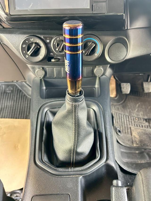Toyota Revo Diesel Year 2022 17