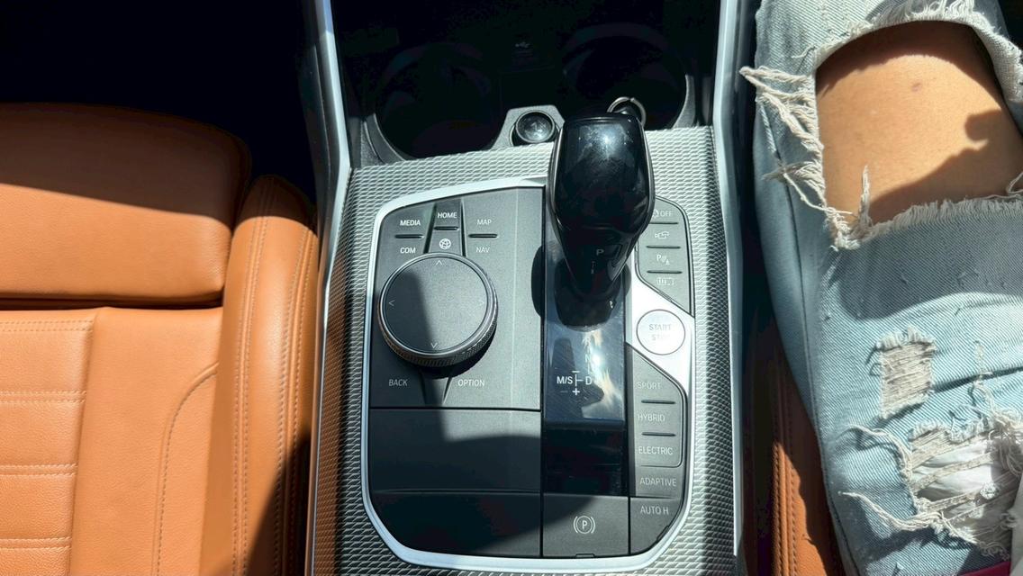 2023 BMW SERIES 330e M SPORT Plug-in Hybrid Topสุด สีเทา เลขไมล์ 77,XXX KM รถสวย ไม่มีอุบัติเหตุใดๆ ในราคาพิเศษ รูปที่ 12