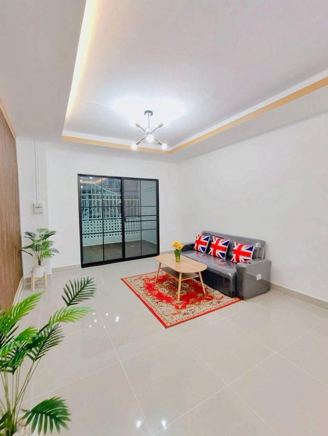 ทาวน์เฮ้าส์ 2 ชั้น รีโนเวทใหม่ พร้อมเข้าอยู่ | หมู่บ้านพฤกษา 9 คลองหลวง 17