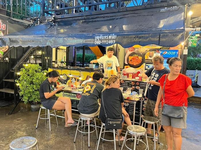 เซ้งร้านสเต็กในตลาดโรงสี คลอง1 จ.ปทุมธานี 3