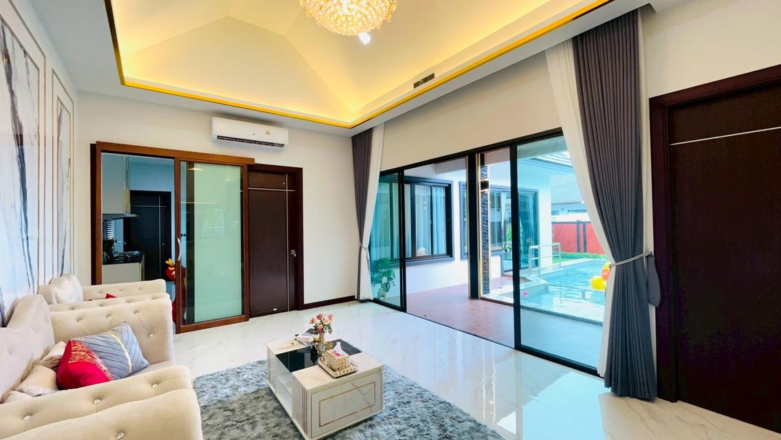 พูลวิลล่าหรู สไตล์ Modern Luxury – ทำเลศักยภาพ ย่านโป่ง พัทยา 13