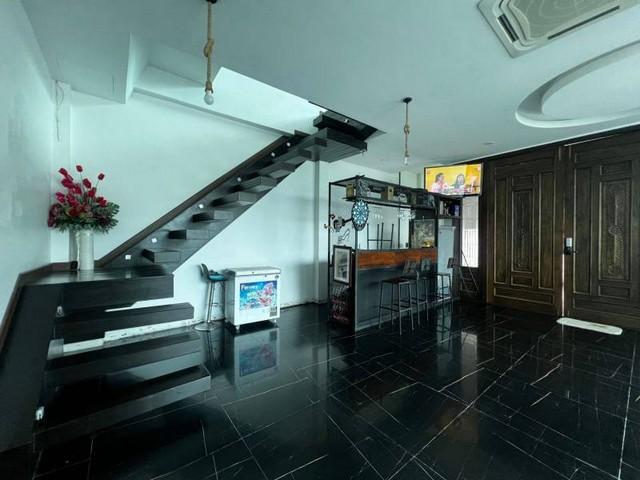รหัสC6780 ขายบ้านเดี่ยว 3ชั้น มีสระว่ายน้ำส่วนตัว ถนนลาดพร้าว-วังหิน เดินทางสะดวกเชื่อมต่อหลายเส้นทาง 4
