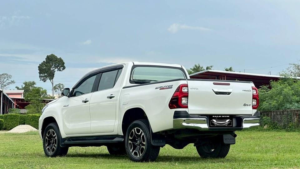 Toyota Hilux Revo 2.4 4Dr Double Cab Prerunner High A/T  4