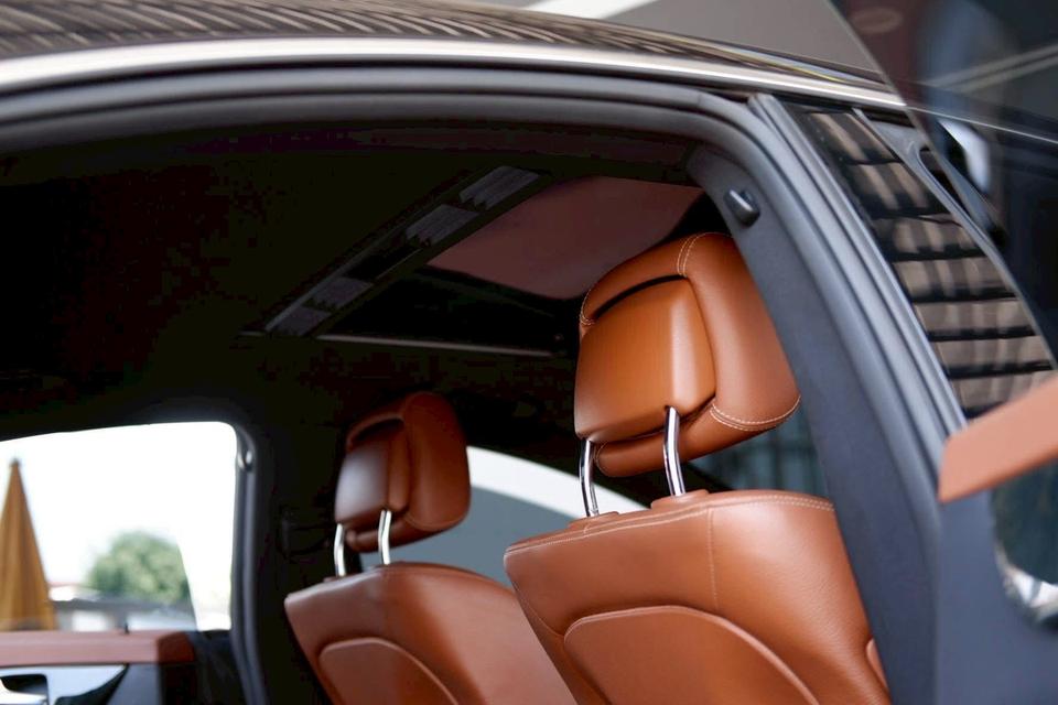 Mercedes-Benz CLS 250d Coupe AMG Premium (W218 Facelift) รูปที่ 16