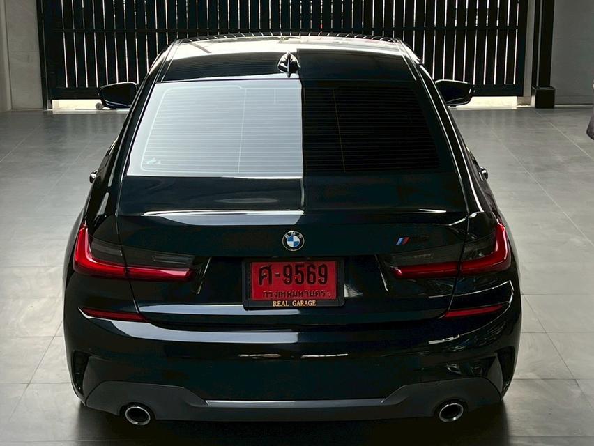 BMW 320d M Sport Sedan 11
