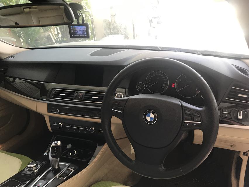 BMW 520i F10 Sedan AT 5
