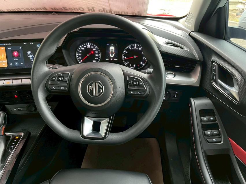 🚗 MG 5 1.5 D AUTO ปี 2023 8