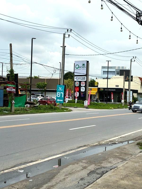 ขายอาคารพาณิชย์ 3.5 ชั้น 3 คูหา ขนาด 636 ตร.ม. ทำเลดี ใกล้ตลาดเจ้าพระยา ต.บางกร่าง อ.เมือง จ.นนทบุรี 8