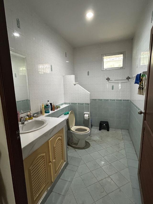 บ้านเดี่ยวหมู่บ้านชาลิตา 2 บางละมุง ชลบุรี เนือ้ที่ 142 ตรว. 10