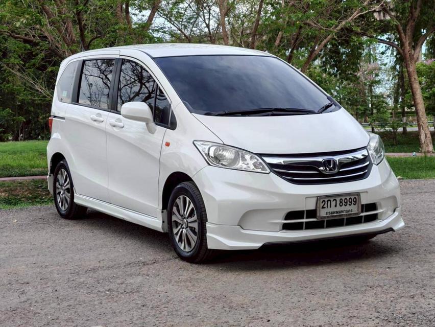 HONDA FREED 2013 3