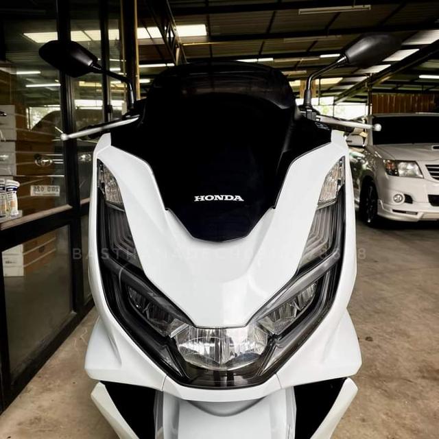 Yamaha Xmax 300 สีขาวปี2020 2