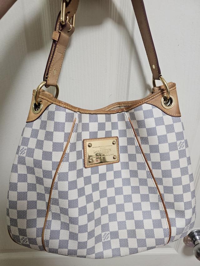 Louis Vuitton รุ่น Damier Azur Galliera PM รูปที่ 9
