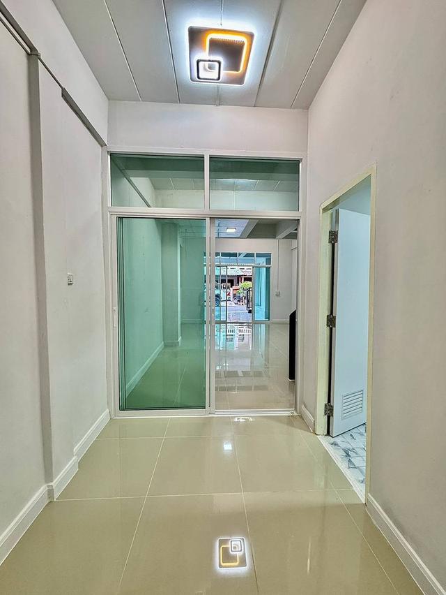 หมู่บ้านอัมพรไพศาล 12