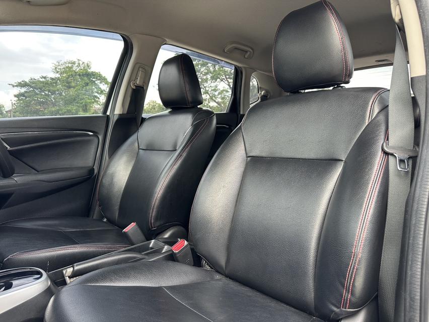 HONDA JAZZ GK 1.5 S AUTO ปี2017 12