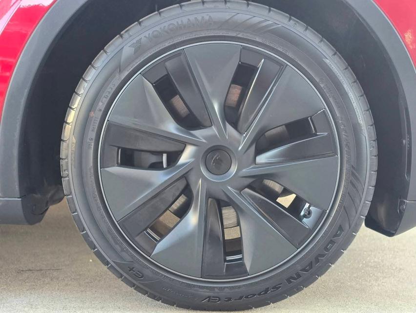 Tesla Model Y RWD ปี 2024 สภาพป้ายแดง รูปที่ 15