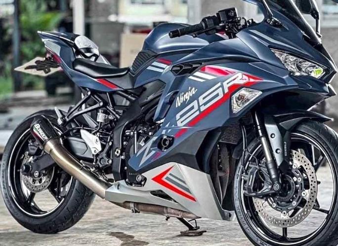 Kawasaki Ninja ZX-25R สภาพดีเยี่ยม 3