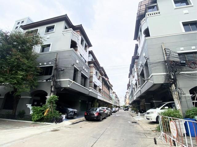 เช่า อาคารพาณิชย์ โฮมออฟฟิต 4 ชั้น โครงการชีวินเพลส ถ.สิรินธร ซอย 7 ใกล้รถไฟฟ้า จรัญสนิทวงศ์ บางพลัด และ ปิ่นเกล้า 1
