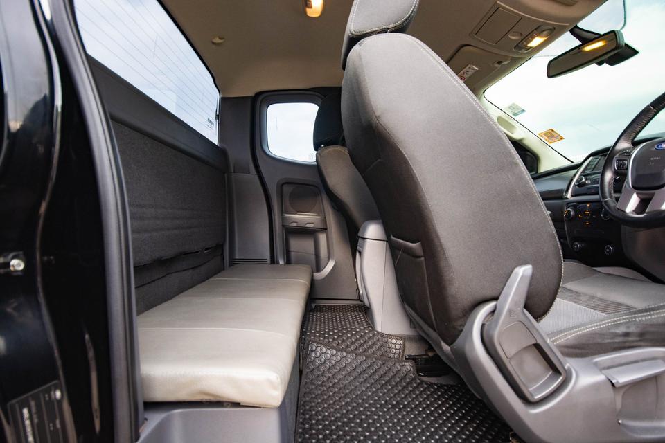 ปี 2017 Ford Ranger 2.2XLT Hi-Rider Open Cab MT สีดำ 5