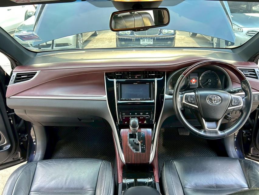 Toyota Harrier 2.5 L Hybrid AT ปี 2015 11