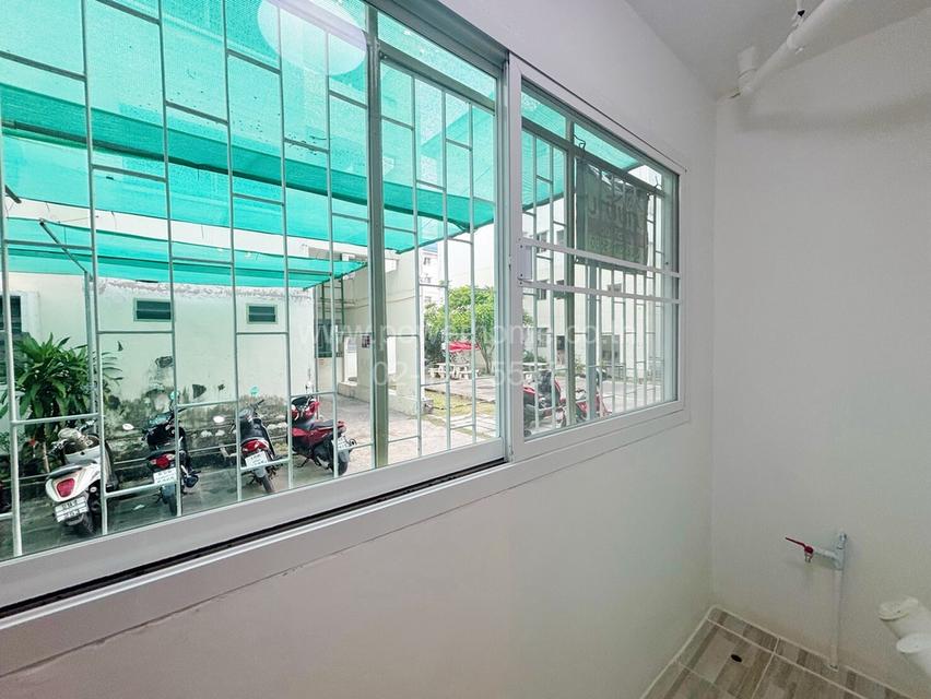 ห้องชุด บ้านเอื้ออาทร พหลโยธิน กม.44  (มิตซู นวนคร) ต. คลองหนึ่ง อ. คลองหลวง จ. ปทุมธานี 15