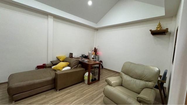 PB5783 ขายบ้าน รีโนเวทใหม่ ซอยโชคชัยสี่73 หมู่บ้าน เลิศอุบล3 เขตลาดพร้าว  12