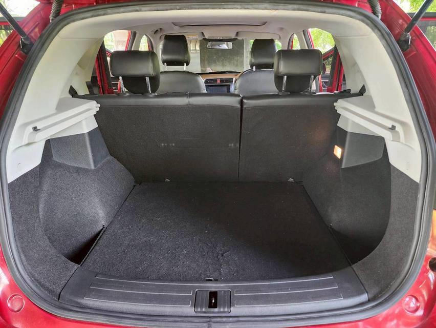 ขายรถ MG ZS 1.5X sunroof ปี 2020 สีแดง เกียร์ออโต้ 18