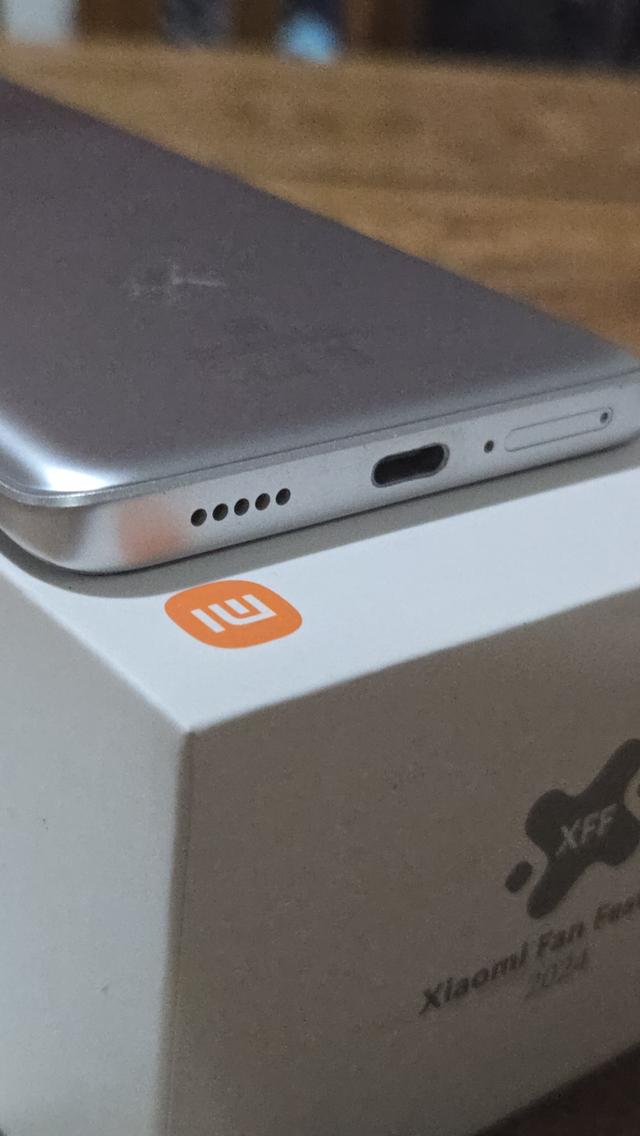 Redmi Note​ 13  pro+ 5G​ มือ2 เครืองใช้เอง  สภาพดี สวย จอโค้ง เครื่องแรง  เกมส์ลื่น ram12+12 รูปที่ 5