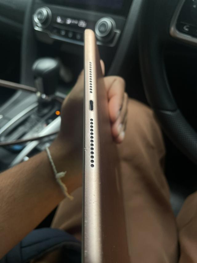 iPad gen 6 32 GB WiFi/ซิม 7