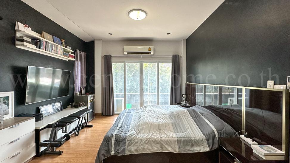 บ้านเดี่ยว สิริกานต์ 3 หลังริม แปลงใหญ่ ถูกสุดในโครงการ 13