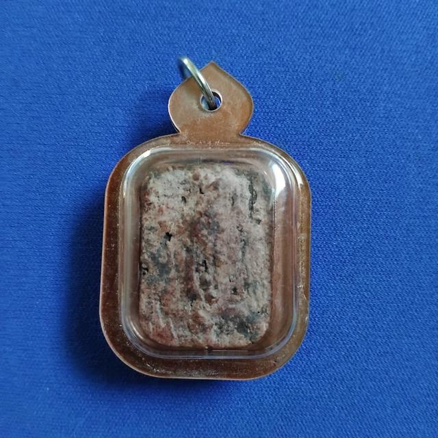 พระบ้านเก็บเก่า หลวงพ่อบานขี่ครุตเก่าๆ