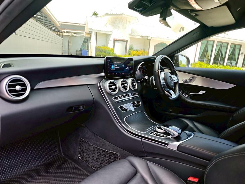 Mercedes-Benz C300e Plug-in Hybrid 2020 รูปที่ 16