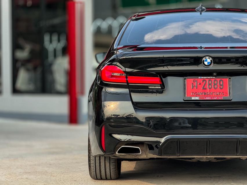 รหัสรถ MCA2889 2022 BMW 530e M-SORT LOOK Plug-in Hybrid G30 15